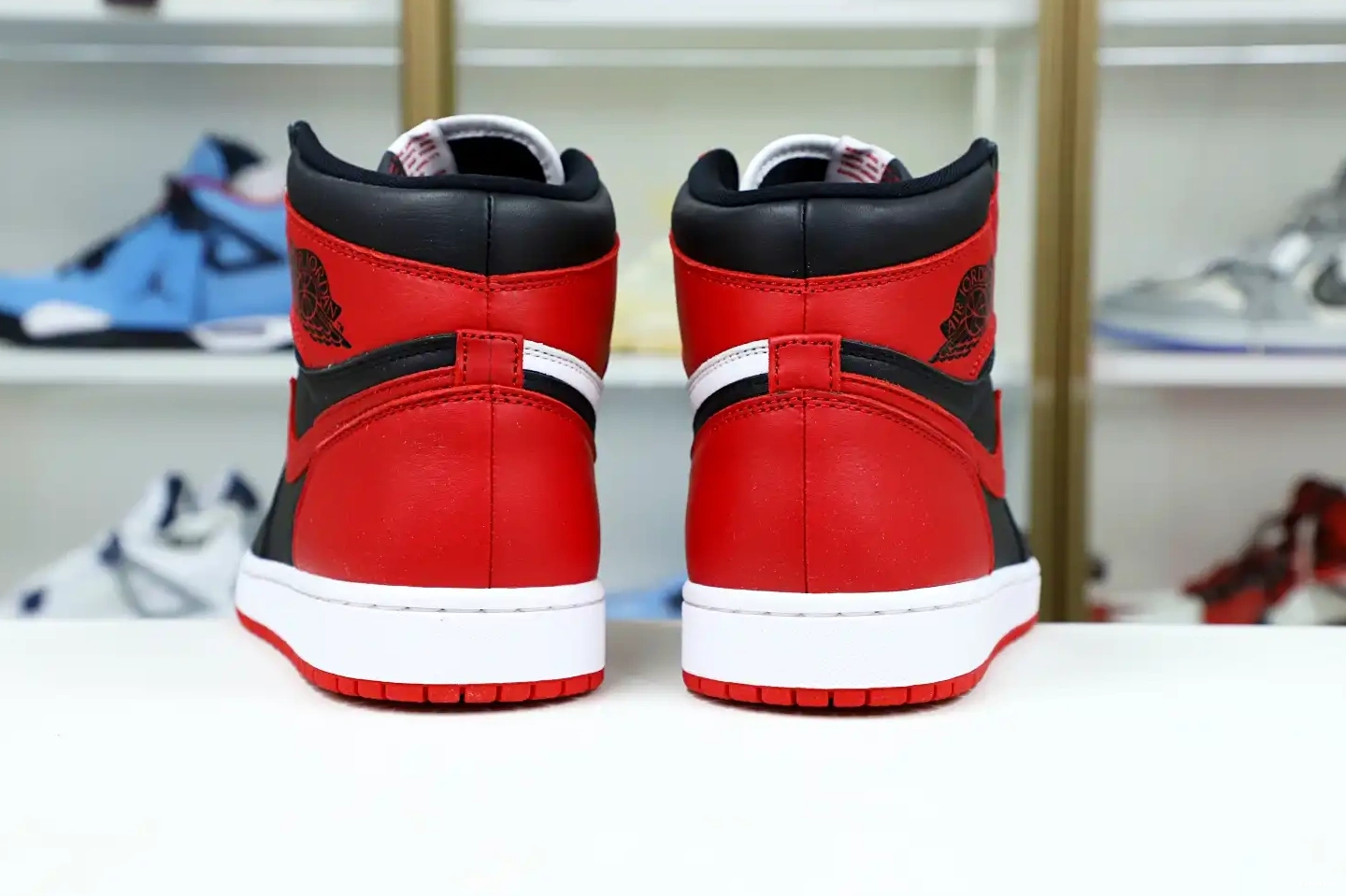 Kimikick TO AIR CHICAGO RETRO HIGH NRG 'HOMAGE JORDAN 1 HOME' OG EXCLUSIVE 0502
